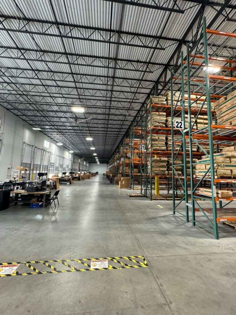 Industrial warehouse pallet racking system